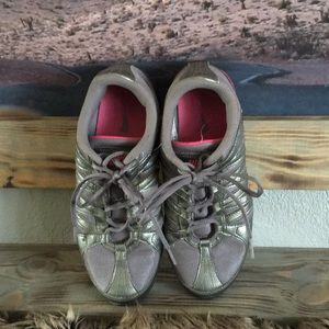 Size 8 Nike Running Shoe